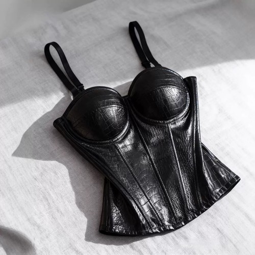 Women black embossed - black,