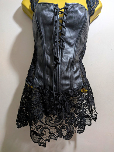 Black faux leather lace - black,