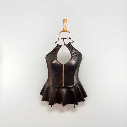 Obsessive black faux leather - black,